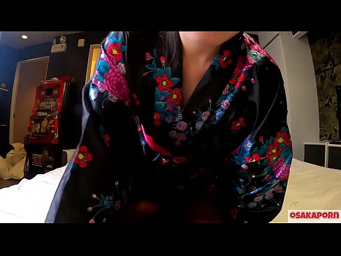 ❤️ Jong cosplay-meisie hou van seks tot orgasme met 'n spuit in 'n perdevrou en 'n blowjob. Asiatiese meisie met harige poes en pragtige tiete in tradisionele Japannese kostuum in amateurvideo wat masturbasie met fokspeelgoed wys. Sakura 3 OSAKAPORN. Gehaltepornografie op af.sexuria-net.ru